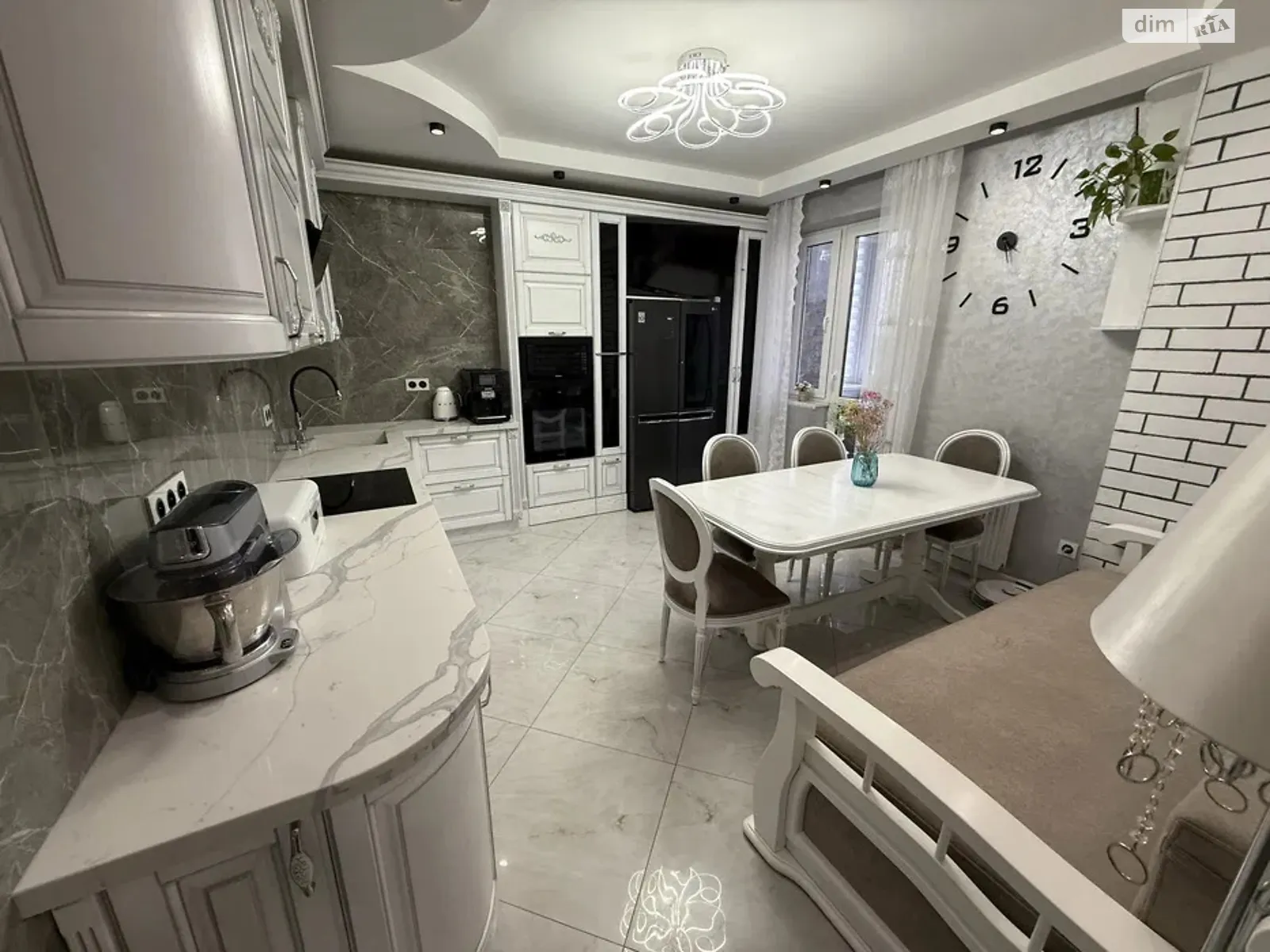 Продается 2-комнатная квартира 75 кв. м в Винниках, - фото 1