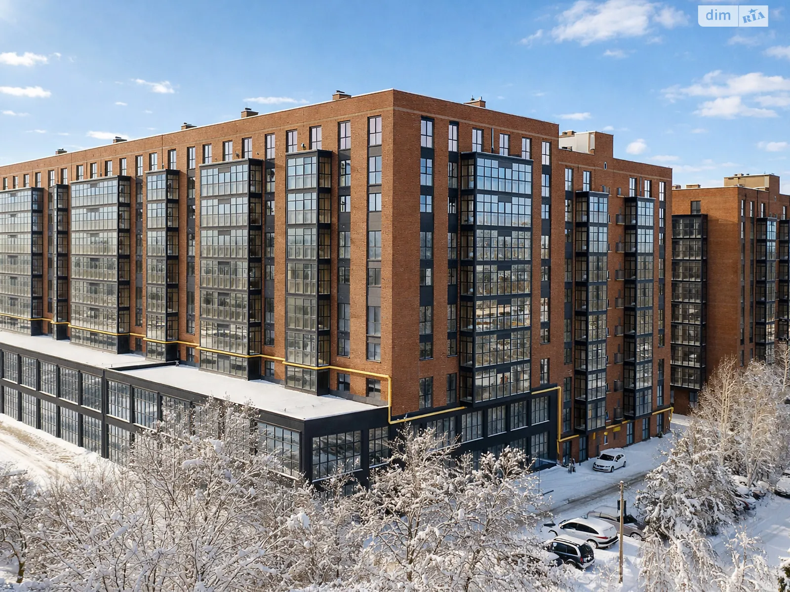 Продается офис 310 кв. м в бизнес-центре, цена: 301288 $ - фото 1