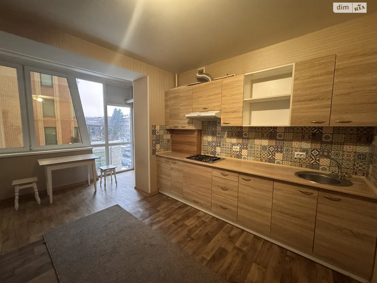 Здається в оренду 1-кімнатна квартира 52 кв. м у Хмельницькому, вул. Зарічанська, 3/3 - фото 1