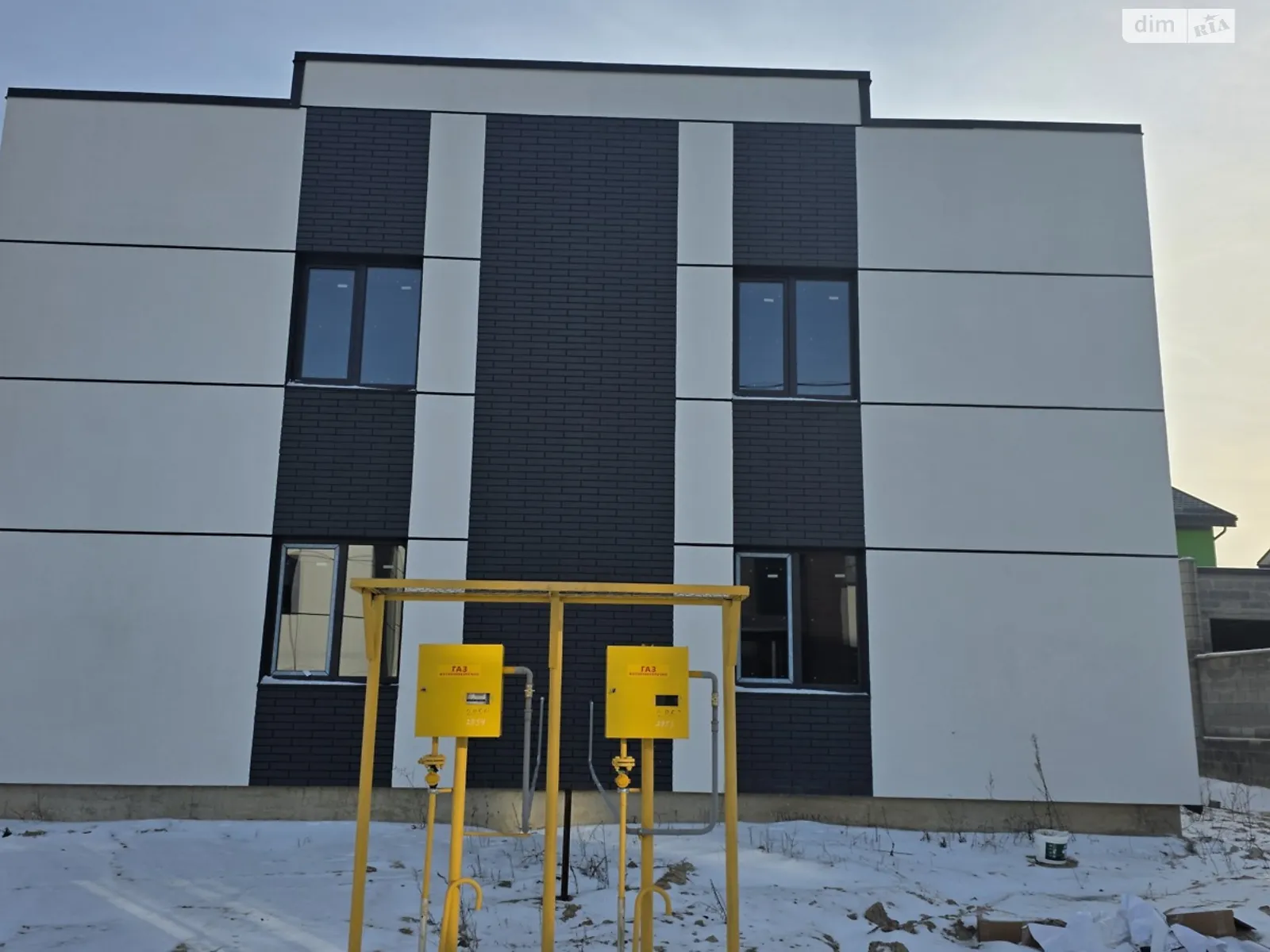 мас. Макарова Авторинок Рівне, цена: 75000 $ - фото 1