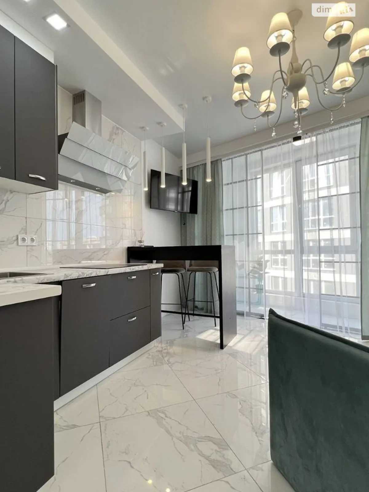 Здається в оренду 2-кімнатна квартира 58 кв. м у Львові, цена: 650 $ - фото 1