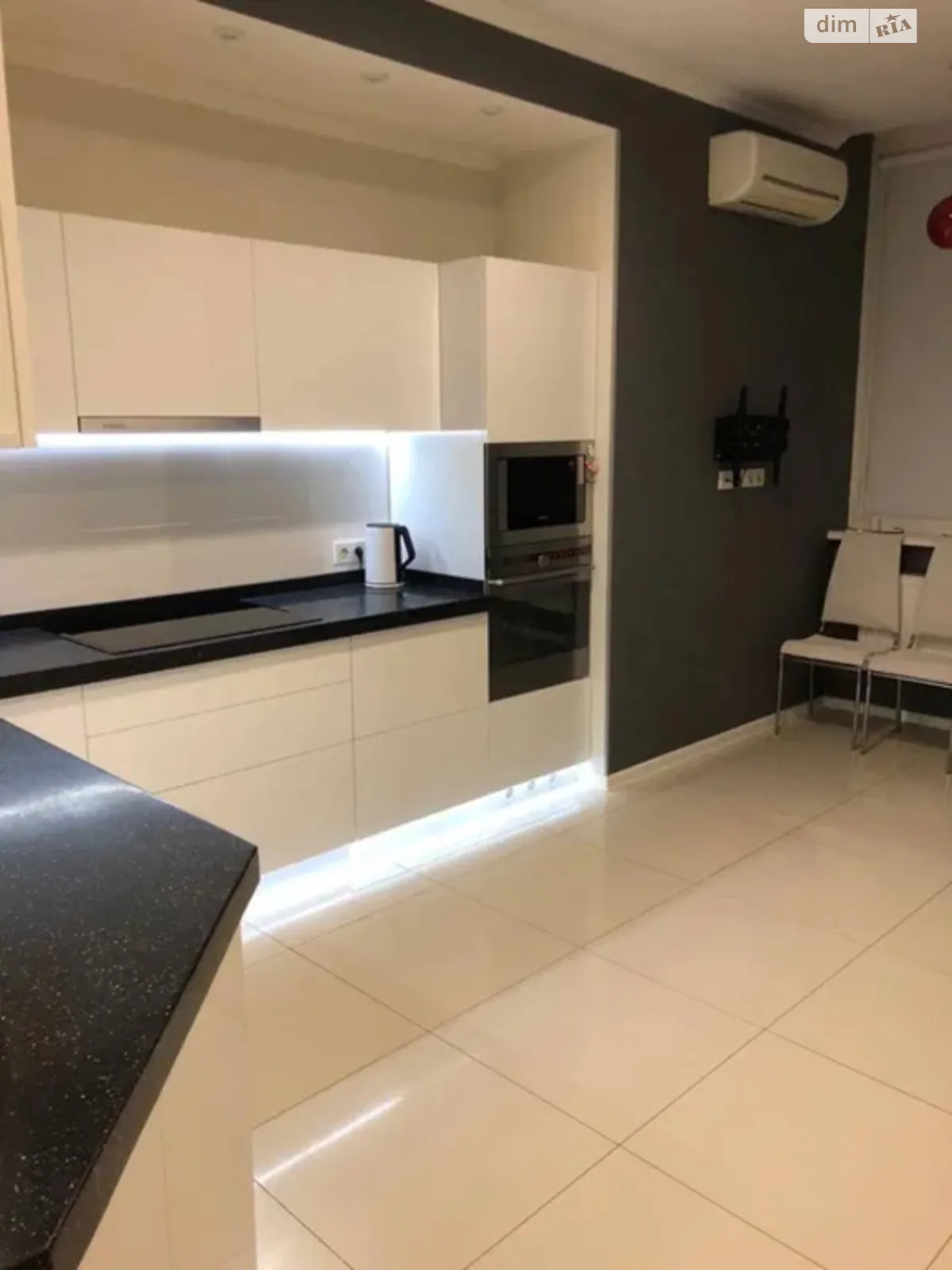 Продається 2-кімнатна квартира 73 кв. м у Харкові, пров. Отакара Яроша, 16 - фото 1