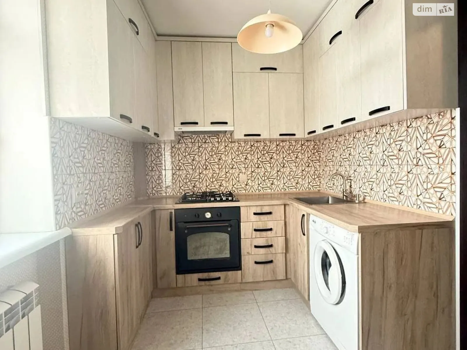 Продается 1-комнатная квартира 30 кв. м в Ровно, ул. Валерия Опанасюка(Пирогова), 9 - фото 1