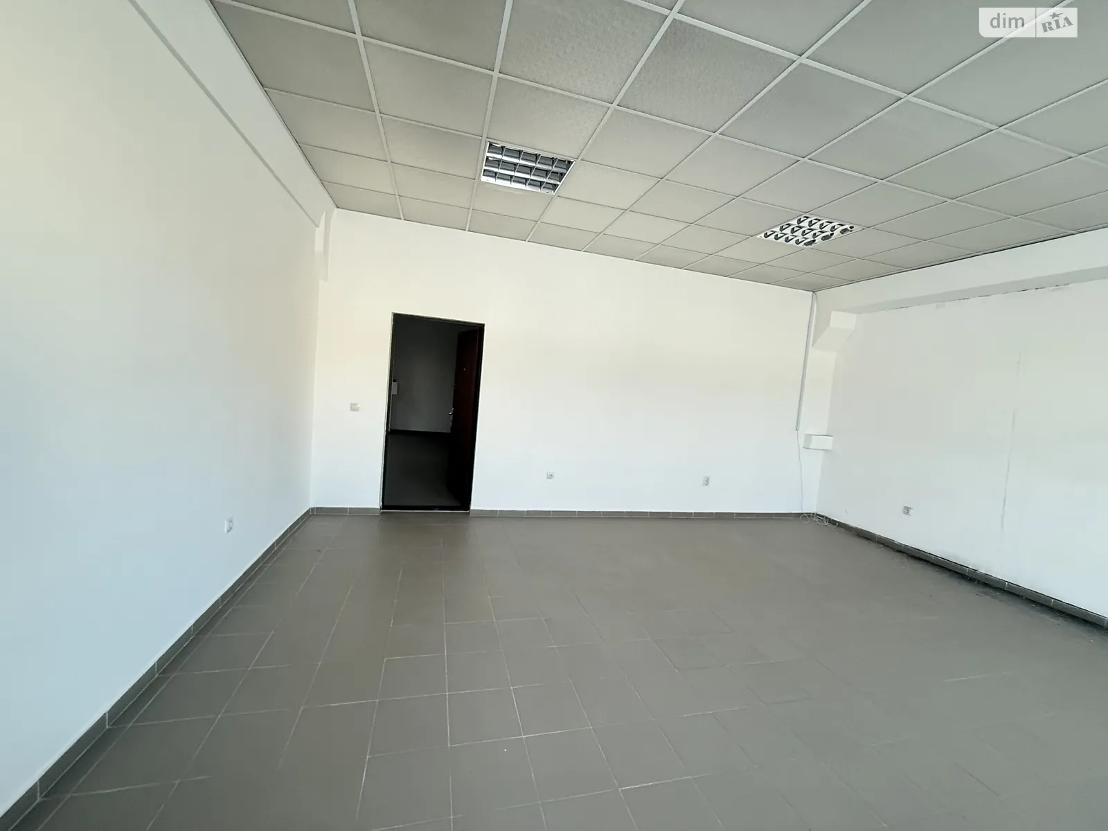 Здається в оренду приміщення вільного призначення 33 кв. м в 2-поверховій будівлі, цена: 3300 грн - фото 1
