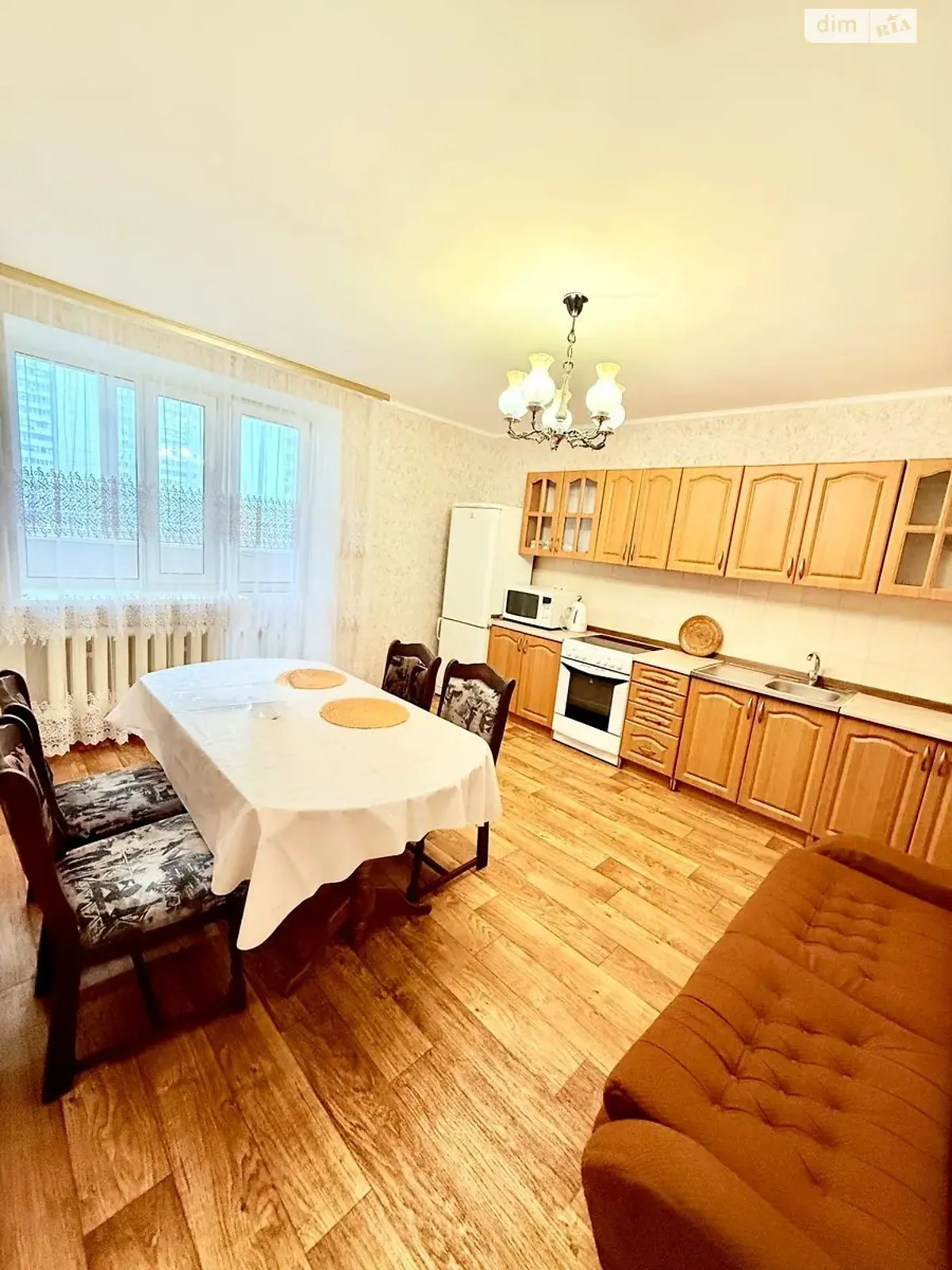 Сдается в аренду 2-комнатная квартира 70 кв. м в Киеве, ул. Федора Эрнста, 2 - фото 1