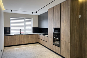 Долгосрочная аренда таунхауса, Ужгород, р‑н. БАМ, Олексы Мишанича (Короленко) улица