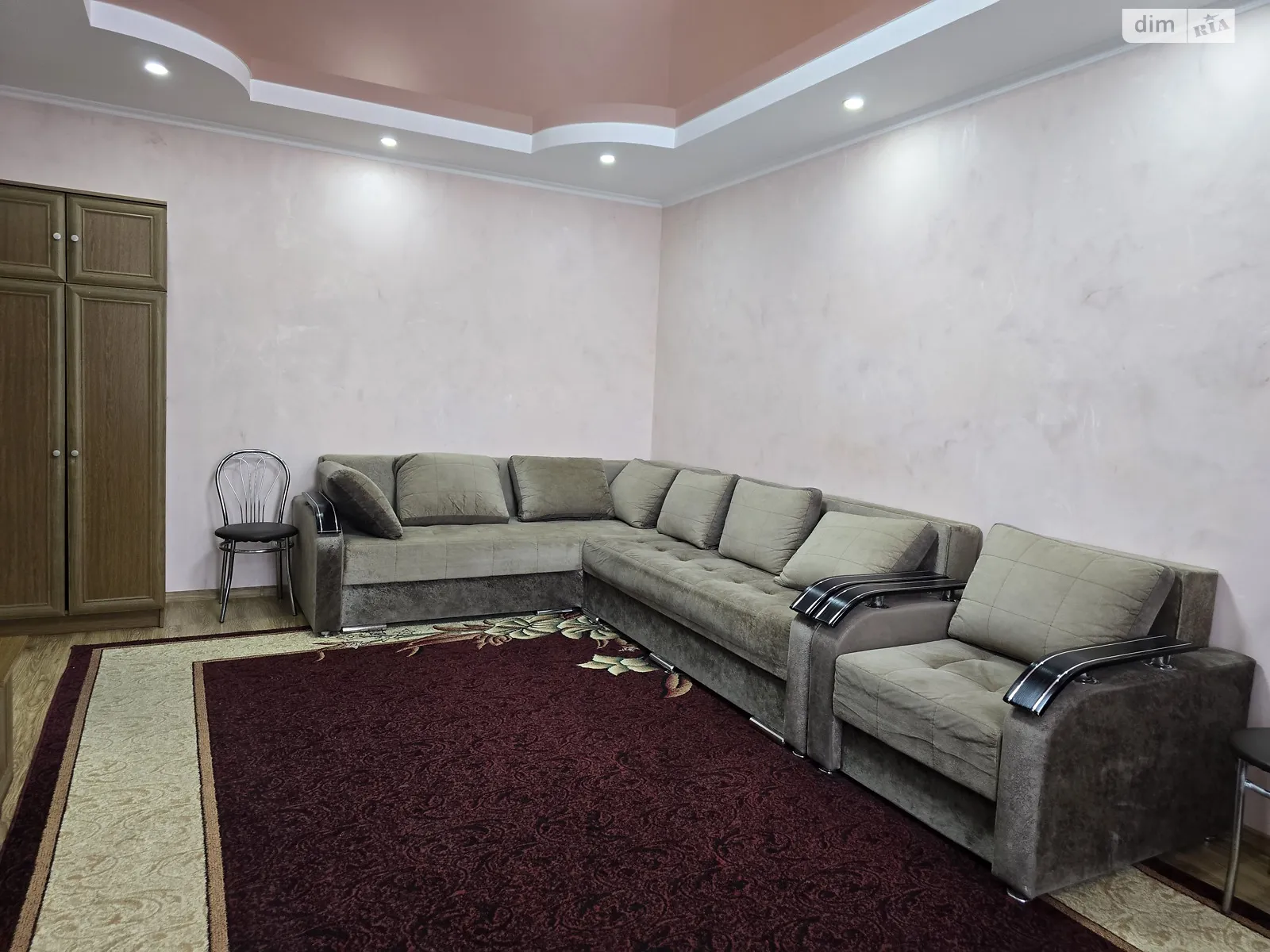 2-кімнатна квартира 73 кв. м у Луцьку, вул. Чорновола В'ячеслава, 40 - фото 1