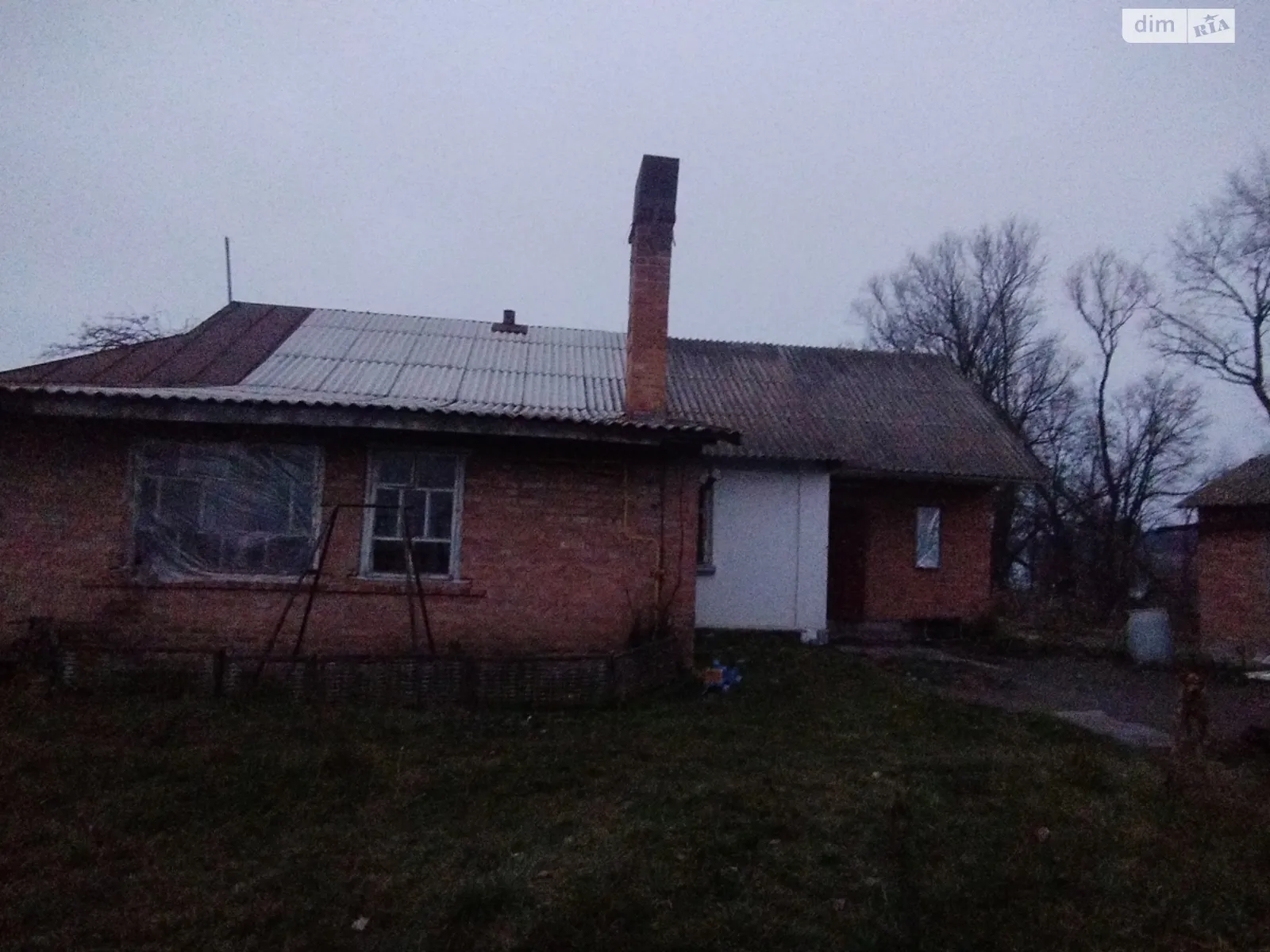 Продається одноповерховий будинок 126.7 кв. м с басейном, вул. Партизанська - фото 1