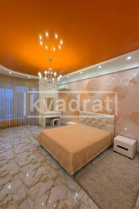 Долгосрочная аренда квартиры, Киев, р‑н. Саперное Поле, ст.м. Дворец Украина, Василия Тютюнника улица, дом 37/1