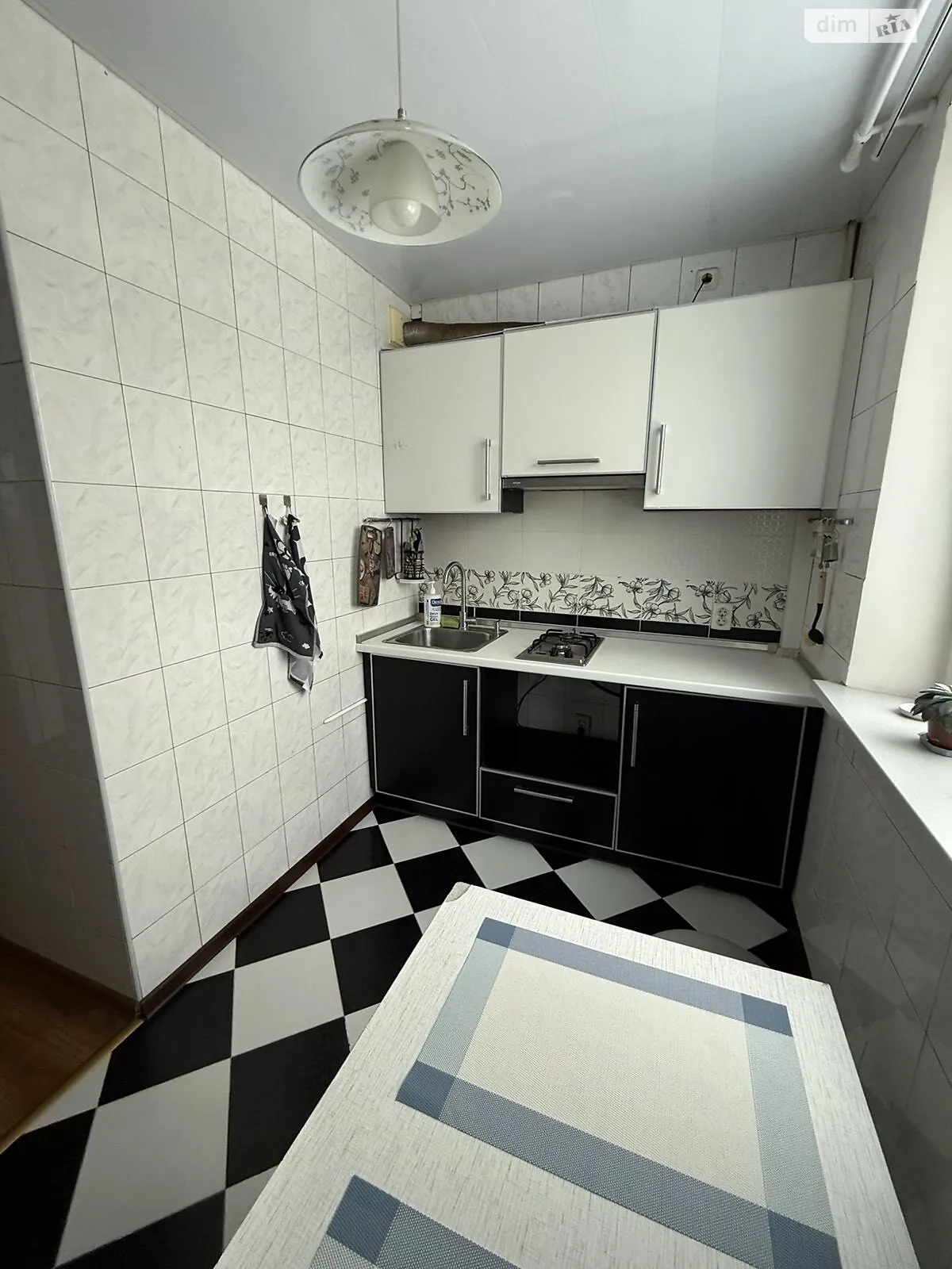 Здається в оренду 2-кімнатна квартира 46 кв. м у Харкові, вул. Леся Сердюка, 4 - фото 1