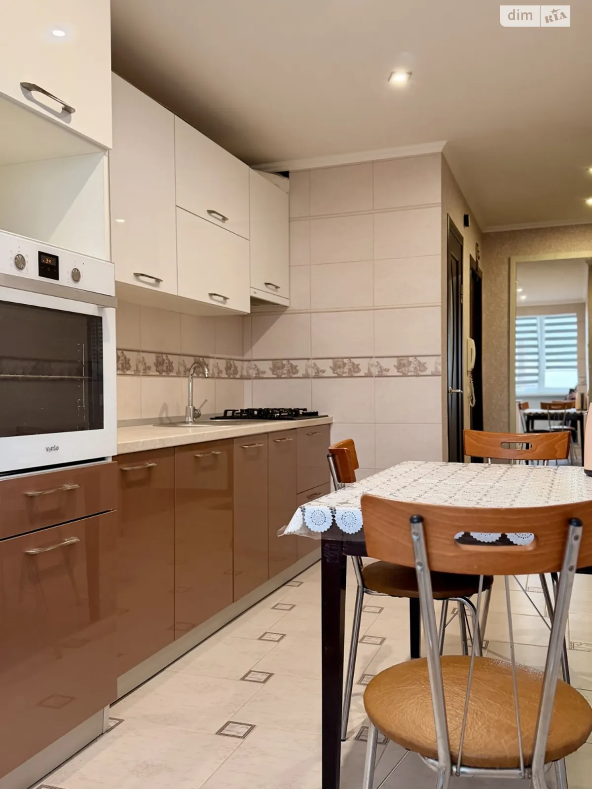 Продается 3-комнатная квартира 62.5 кв. м в Бердичеве, ул. Одесская (Котовского), 66А - фото 1