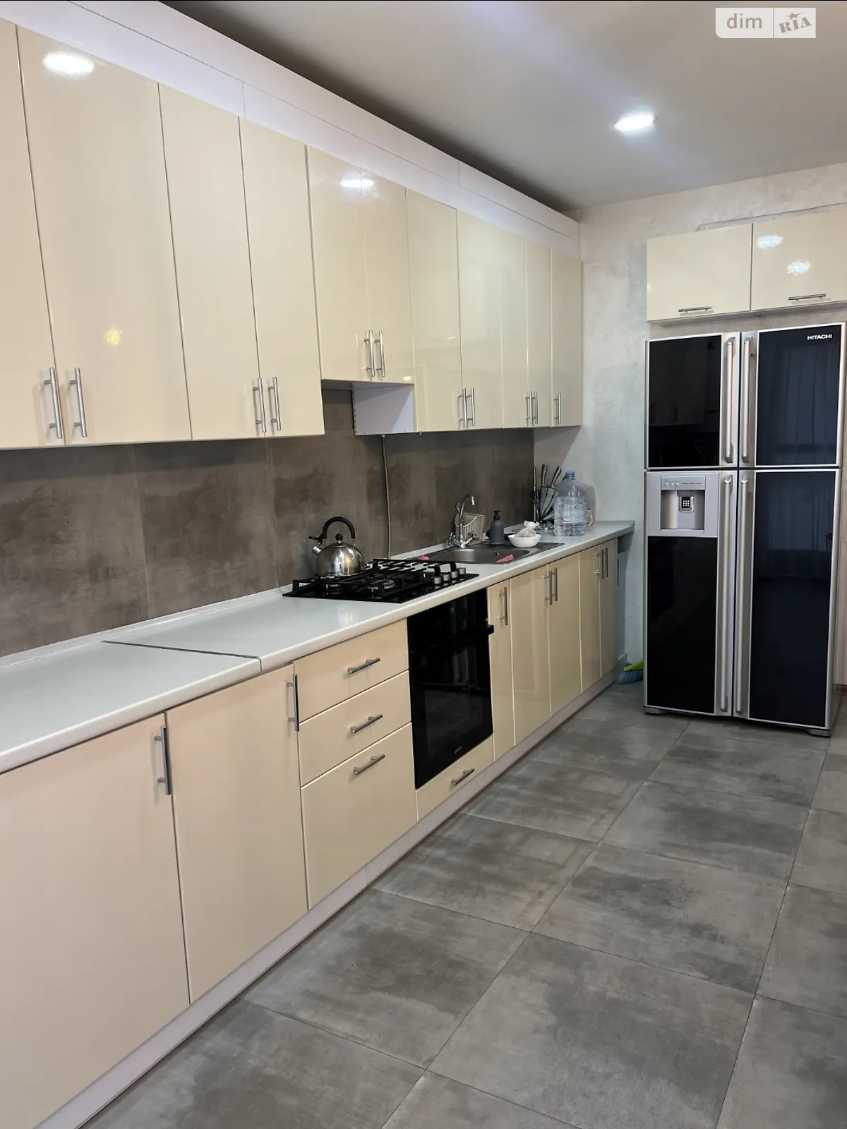 Продается 2-комнатная квартира 58.6 кв. м в Ровно, ул. Черновола Вячеслава, 91С - фото 1