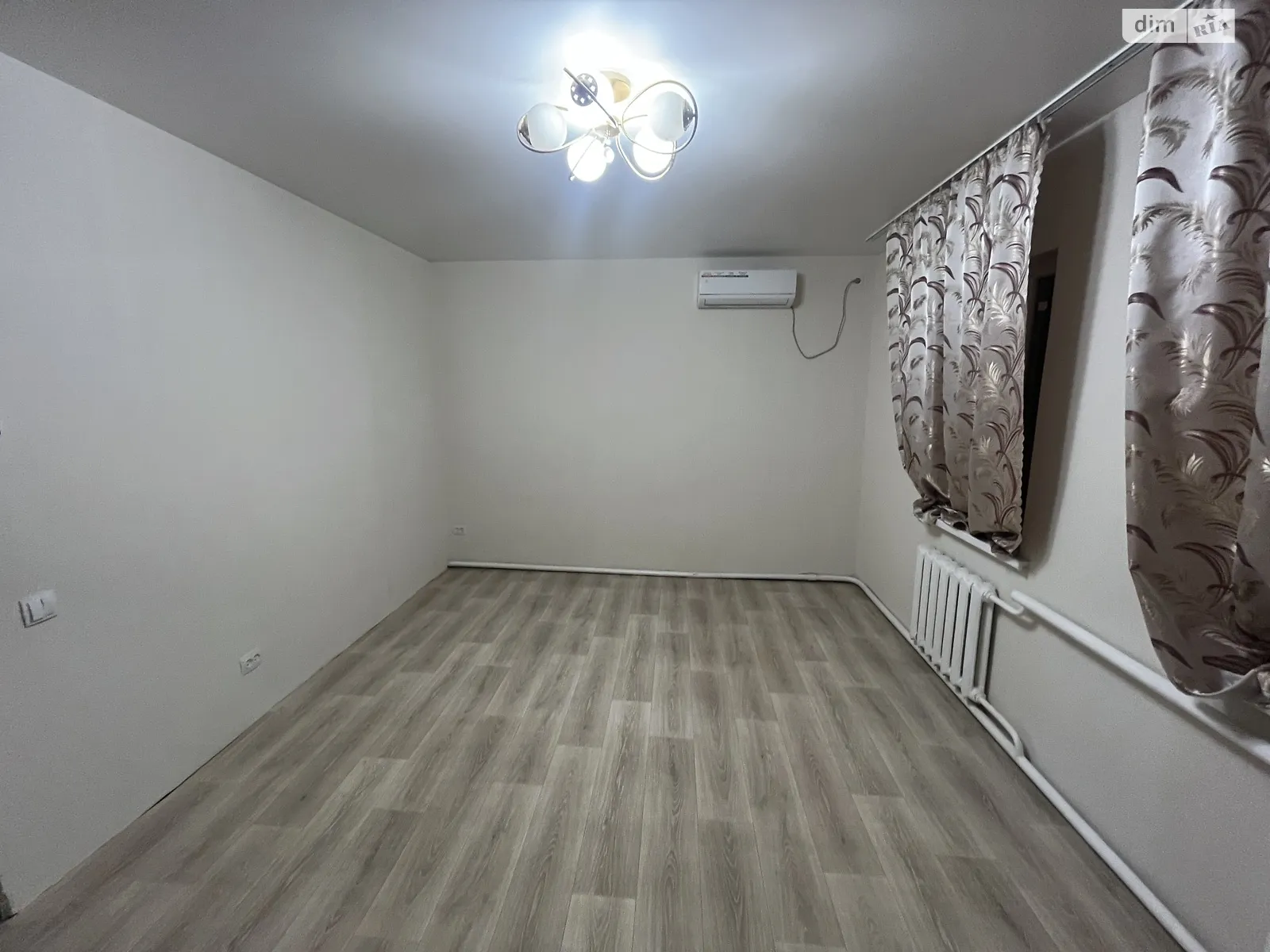 Продается одноэтажный дом 55.1 кв. м с камином, цена: 32000 $ - фото 1