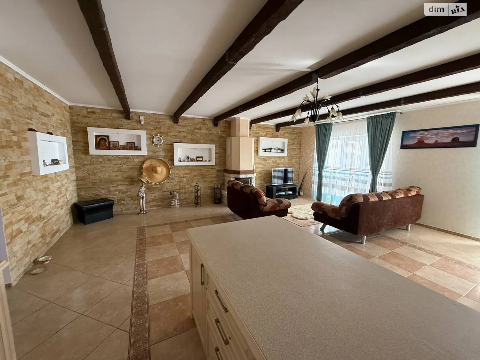 Продается дом на 2 этажа 222.5 кв. м с баней/сауной, цена: 270000 $ - фото 1