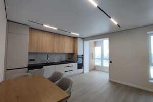 Продажа квартиры, Ивано-Франковск, р‑н. Княгинин, Княгинин улица, дом 44 корпус 15