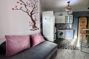 Продаж квартири, Київ, р‑н. Сирець, ст.м. Сирець, Ризька вулиця, буд. 73Г