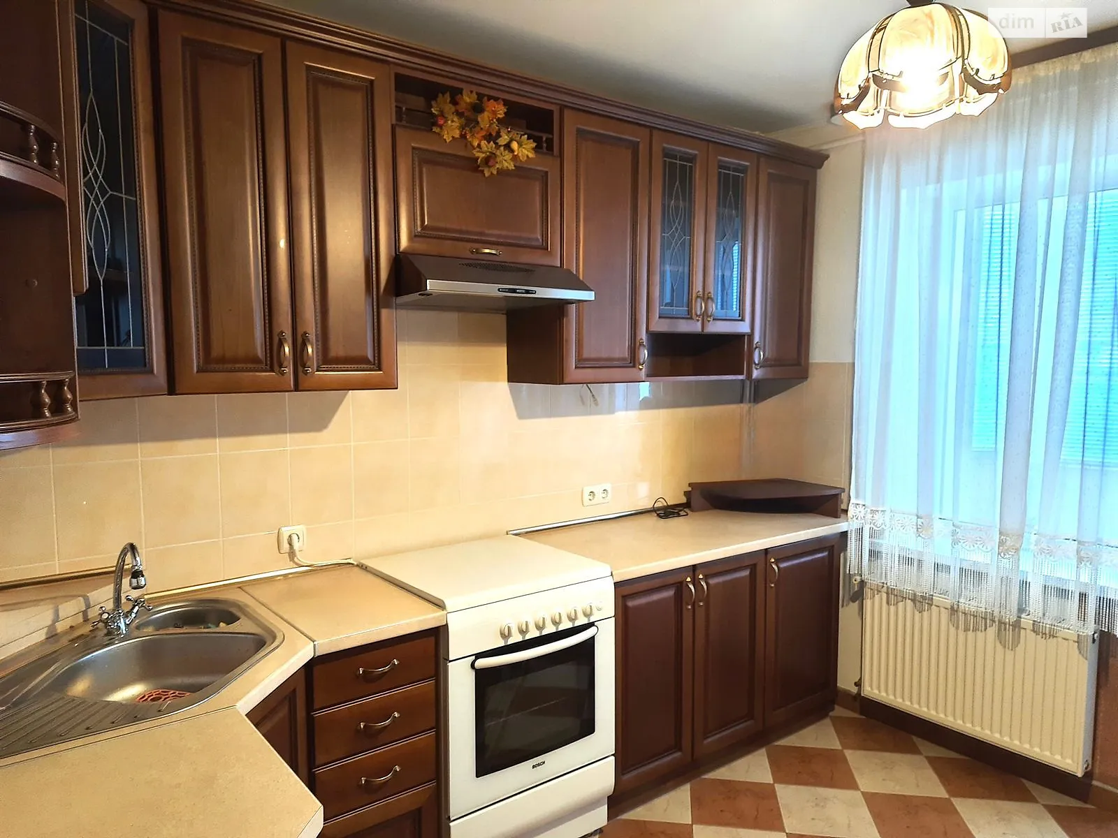 Здається в оренду 3-кімнатна квартира 89 кв. м у Львові, вул. Княгині Ольги - фото 1