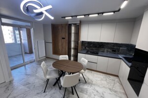 Продажа квартиры, Тернополь, р‑н. Канада, Злуки проспект, дом 7