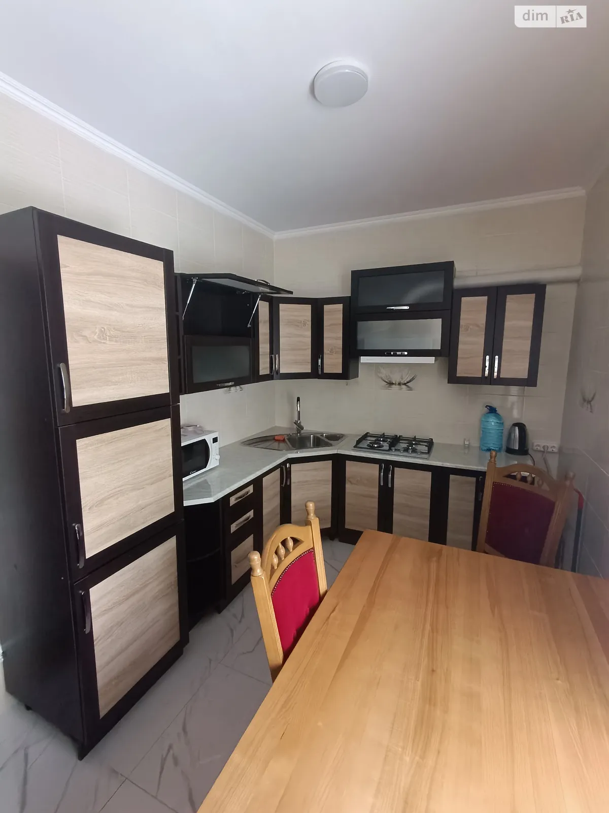 Сдается в аренду дом на 2 этажа 160 кв. м с камином, цена: 25000 грн - фото 1