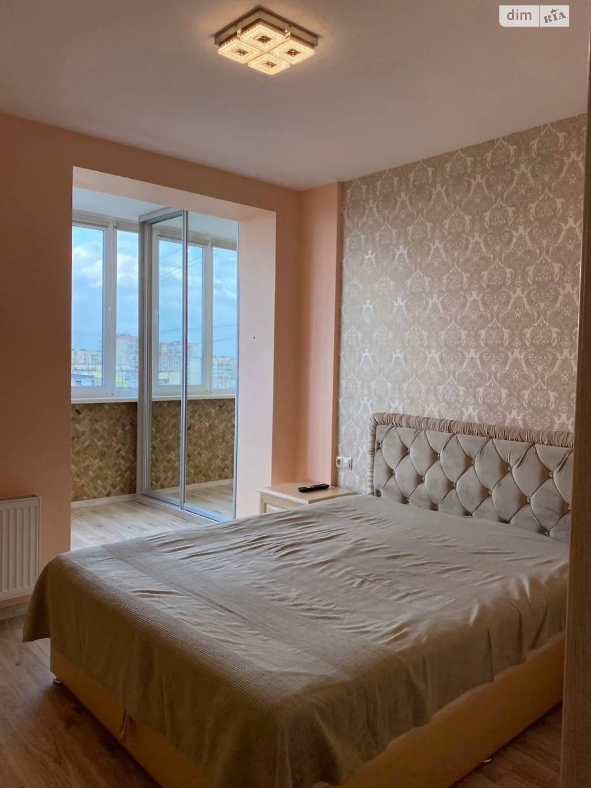 Сдается в аренду 1-комнатная квартира 43 кв. м в Львове, ул. Пулюя Ивана, 40/1 - фото 1