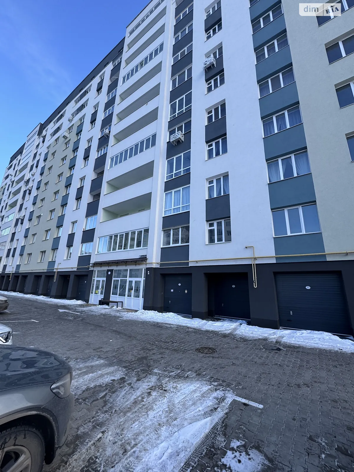 Продается отдельно стоящий гараж под легковое авто на 25.3 кв. м, цена: 20000 $ - фото 1