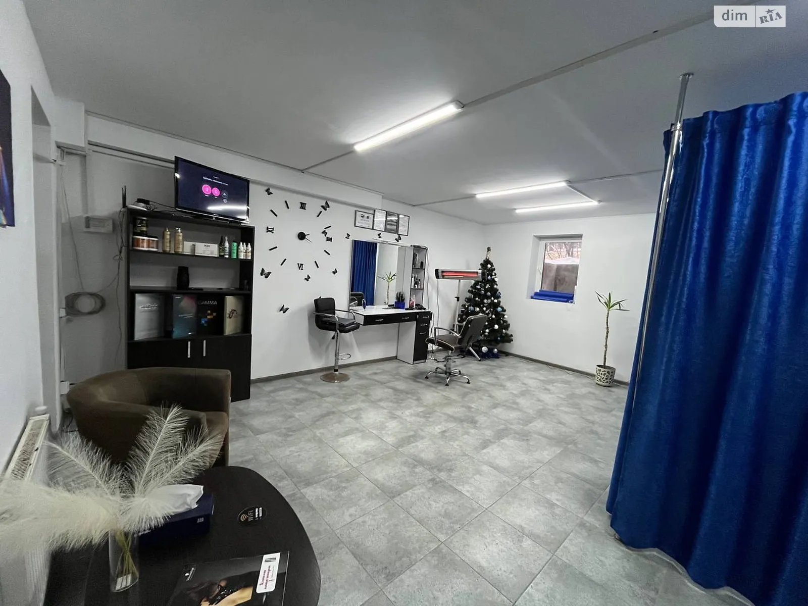 Продается помещения свободного назначения 77.7 кв. м в 5-этажном здании, цена: 99000 $ - фото 1