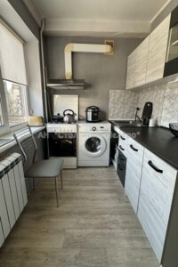 Продажа квартиры, Киев, р‑н. Северно-Броварский Масив, ст.м. Черниговская, Юности улица, дом 7