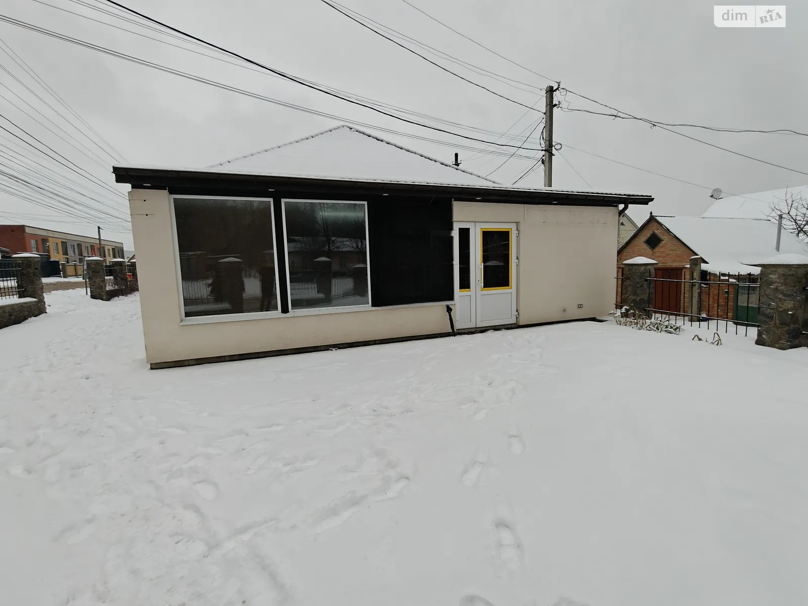 Сдается в аренду помещения свободного назначения 51.4 кв. м в 1-этажном здании, цена: 30000 грн - фото 1