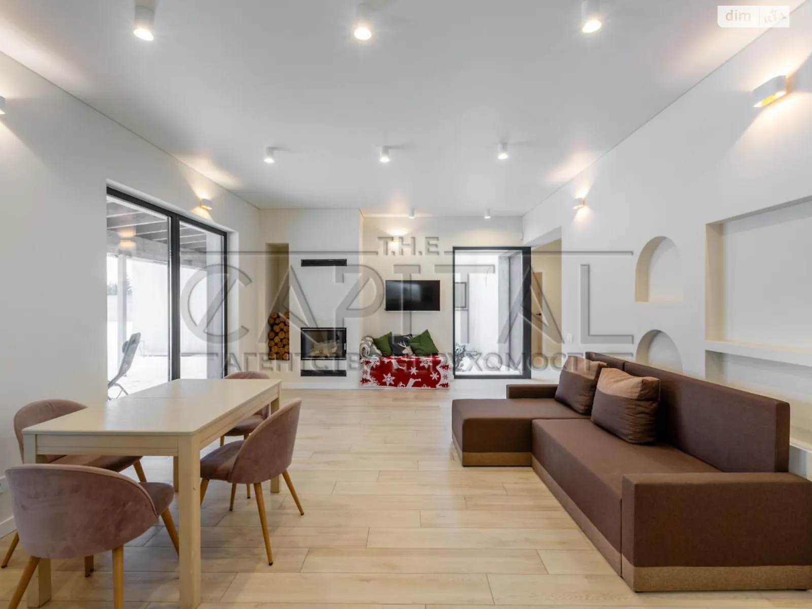 Продается одноэтажный дом 157 кв. м с камином, цена: 240000 $ - фото 1