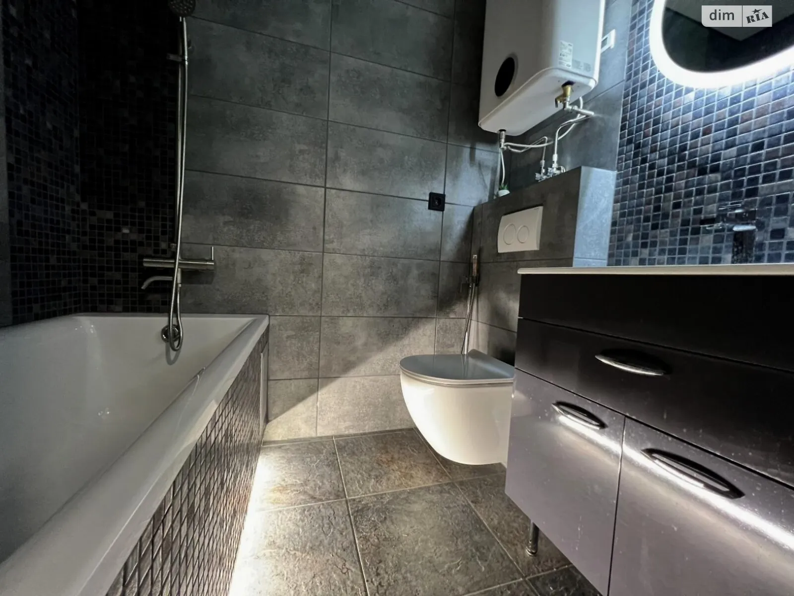 Здається в оренду 1-кімнатна квартира 34 кв. м у Черкасах, вул. Героїв Дніпра - фото 1