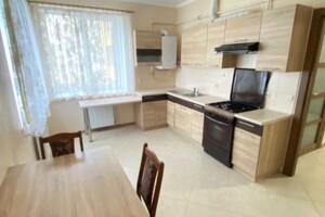 Довгострокова оренда квартири, Луцьк, р‑н. Центр, Набережна вулиця