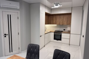 Продажа квартиры, Ивано-Франковск, р‑н. Центр, Высочана Семена улица, дом 18 корпус 11