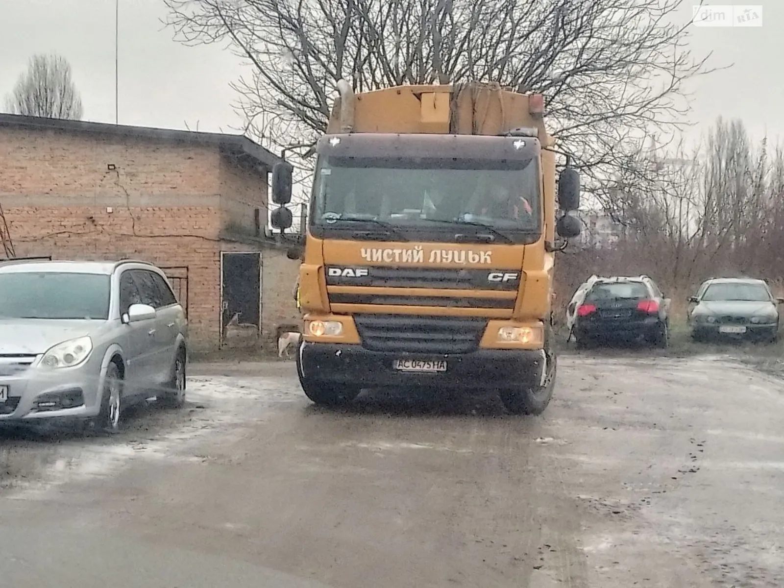 Продается отдельно стоящий гараж универсальный на 35.35 кв. м, цена: 14800 $ - фото 1