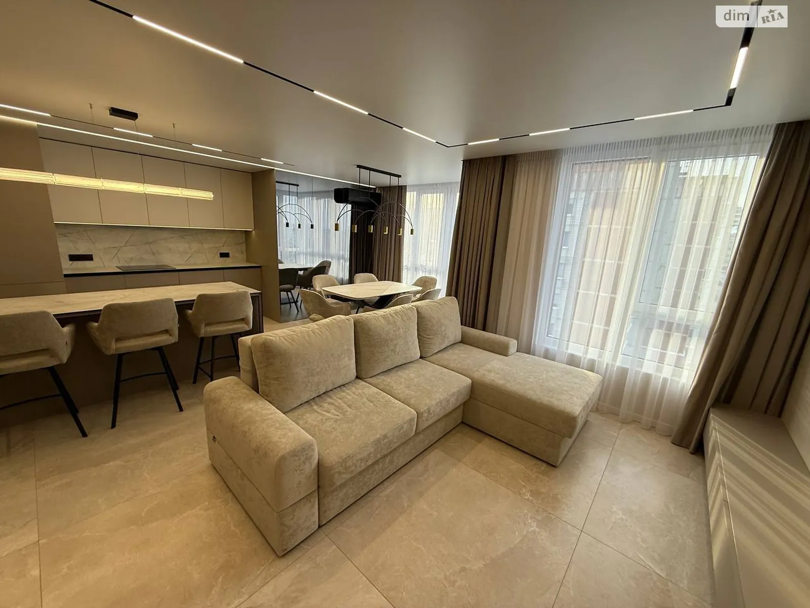 2-кімнатна квартира 97.2 кв. м у Тернополі, вул. Вербицького Михайла - фото 1