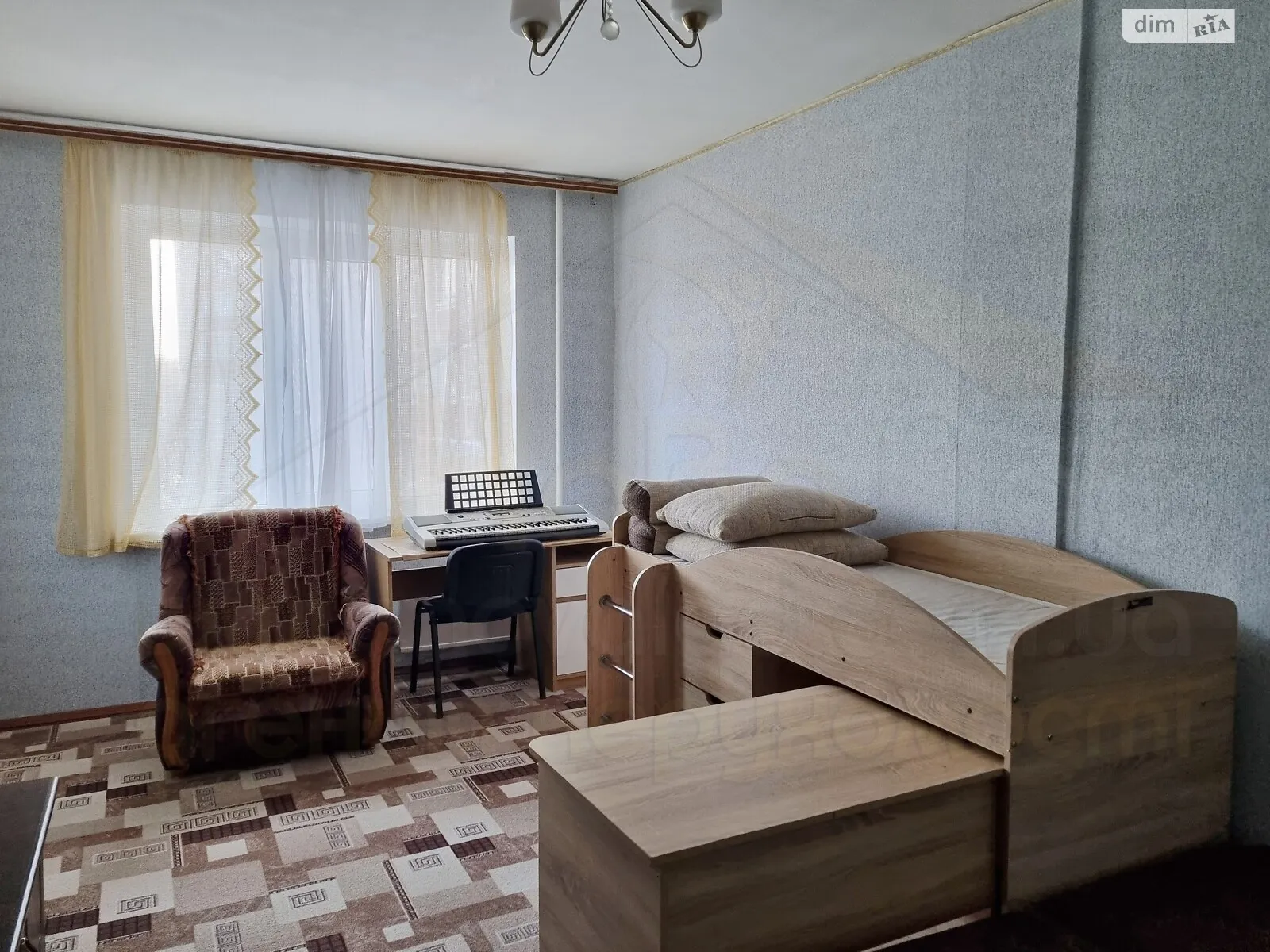 Продается 1-комнатная квартира 39.3 кв. м в Чернигове, ул. 1-й танковой бригады(Генерала Белова) - фото 1