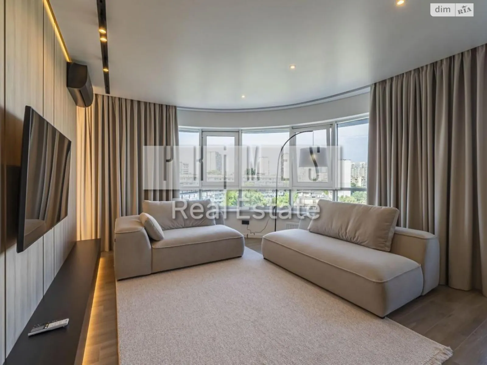 Продається 2-кімнатна квартира 70.5 кв. м у Києві, пров. Ужгородський, 4/1 - фото 1