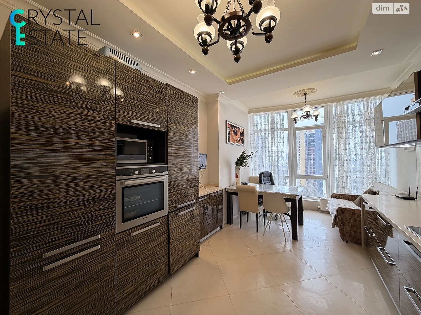 Продается 2-комнатная квартира 120.2 кв. м в Одессе, Фонтанская дор., 16/8 - фото 1