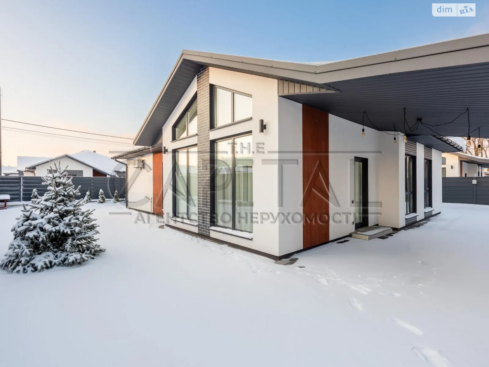 Сдается в аренду одноэтажный дом 130 кв. м с садом, цена: 3000 $ - фото 1