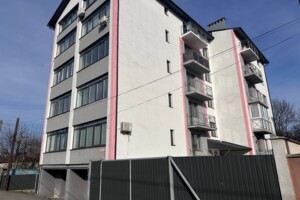 Продаж квартири, Івано-Франківськ, р‑н. Княгинин, Церковна (Августина Євчука) вулиця, буд. 52