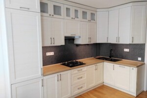 Продажа квартиры, Ивано-Франковская, Криховцы (Ивано-Франковск), Дворовая улица, дом 8