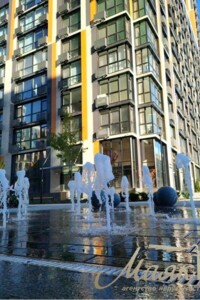 Продажа квартиры, Киев, р‑н. Саперное Поле, ст.м. Дворец Украина, Предславинская улица, дом 42