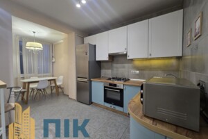 Продаж квартири, Київська, Софіївська Борщагівка, Боголюбова вулиця, буд. 38