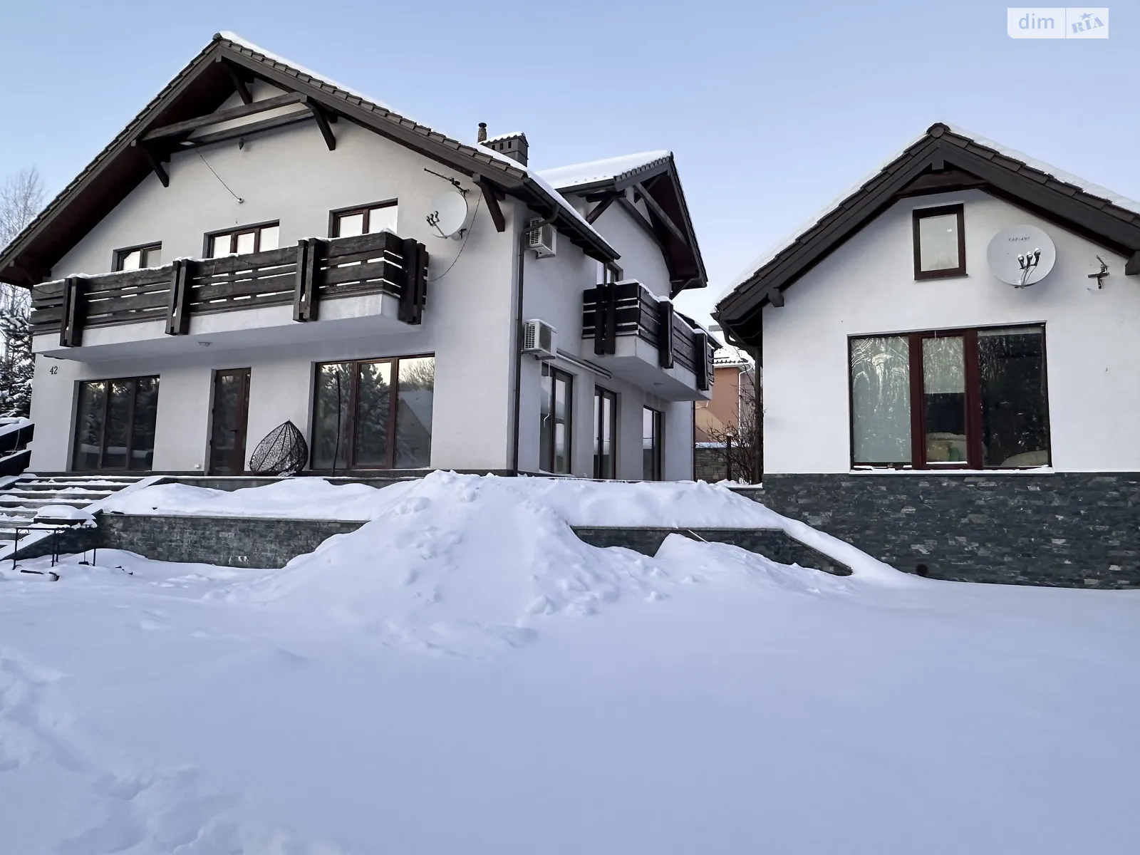 Продается дом на 2 этажа 388 кв. м с террасой, цена: 540000 $ - фото 1