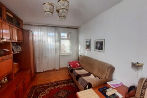 Продажа квартиры, Киев, р‑н. Первомайский Массив, Ушинского улица, дом 14