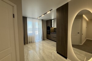 Продажа квартиры, Тернополь, р‑н. Центр, Микулинецкая улица