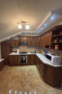 Продаж квартири, Івано-Франківськ, р‑н. Гірка, Вовчинецька вулиця, буд. 121