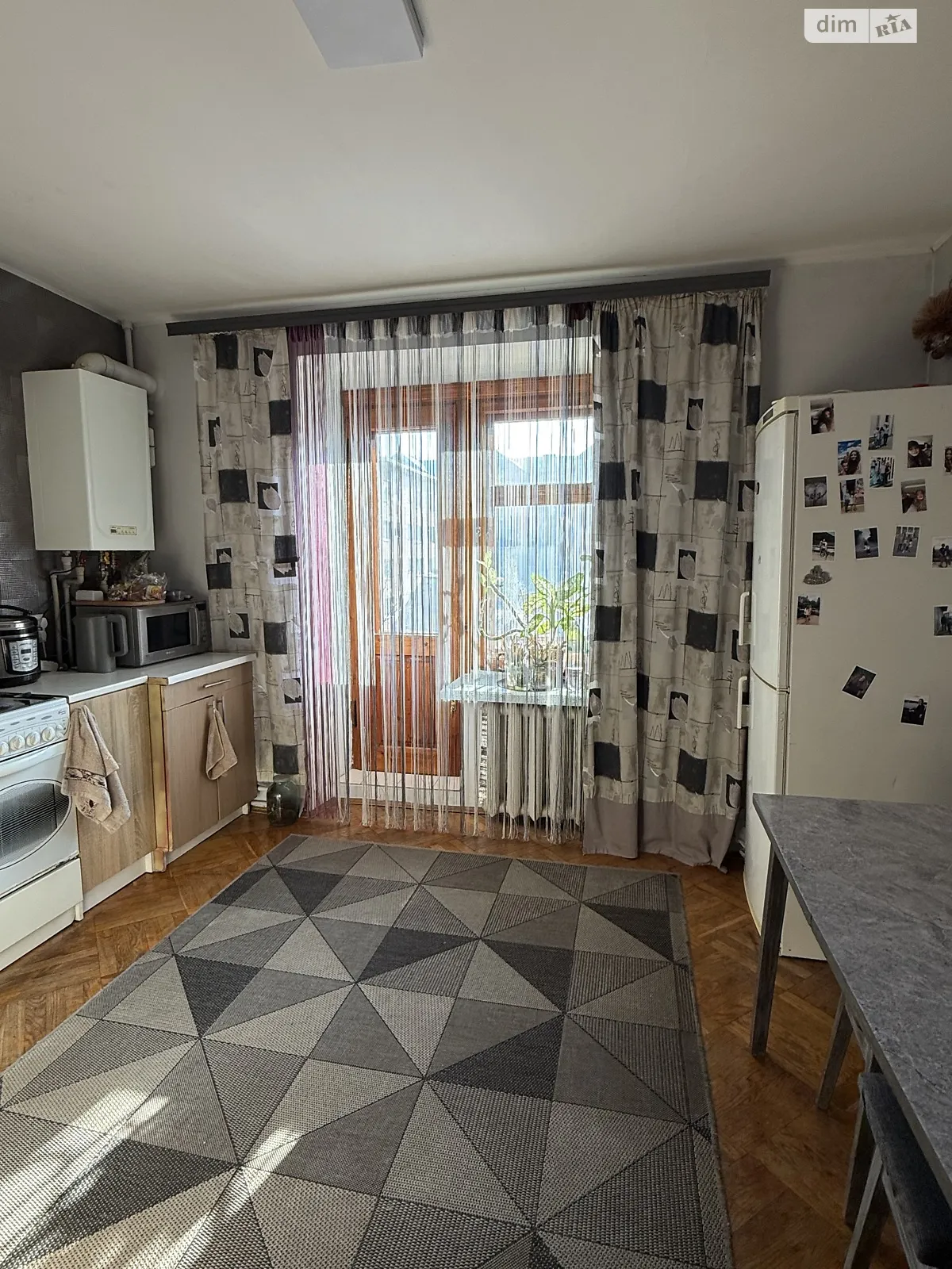 3-комнатная квартира 96 кв. м в Тернополе, ул. Карпенко - фото 1