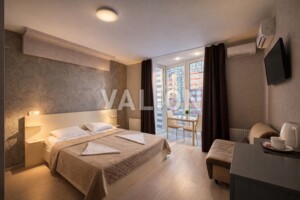 Продаж квартири, Київ, р‑н. Позняки, Драгоманова вулиця, буд. 2А