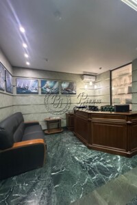 Продажа офисного помещения, Киев, р‑н. Саперное Поле, ст.м. Дворец Украина, Ковпака улица, дом 17