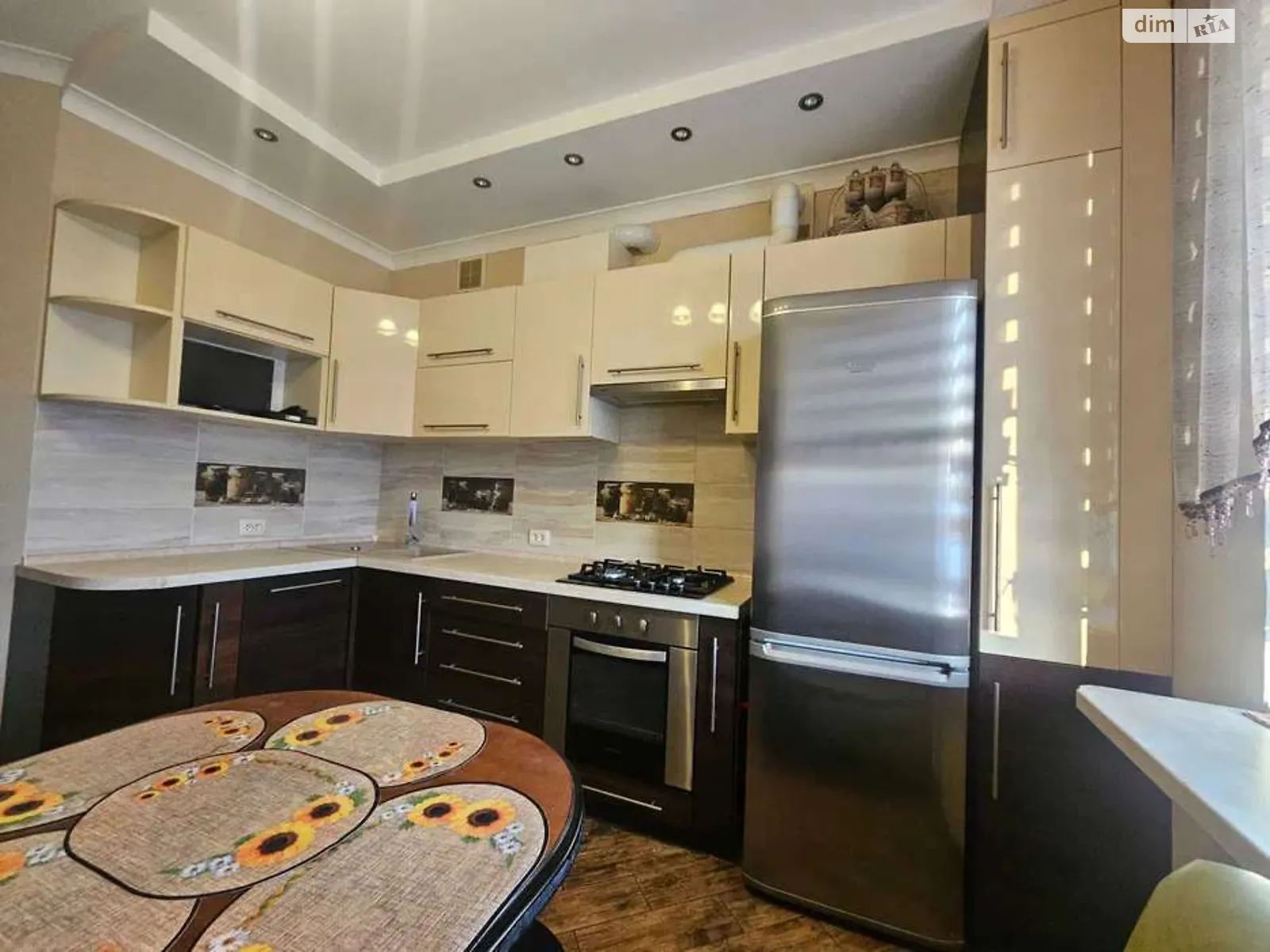 Продается 2-комнатная квартира 57.3 кв. м в Петропавловской Борщаговке, пер. Софиевский, 17/25 - фото 1